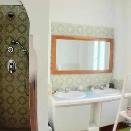 Grande Chambre Cosy Avec Salle De Bain Et Wc Privatif Montpellier Exterior photo