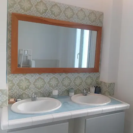 Grande Chambre Cosy Avec Salle De Bain Et Wc Privatif Montpellier Exterior photo
