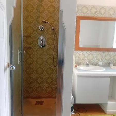 Grande Chambre Cosy Avec Salle De Bain Et Wc Privatif Montpellier Exterior photo