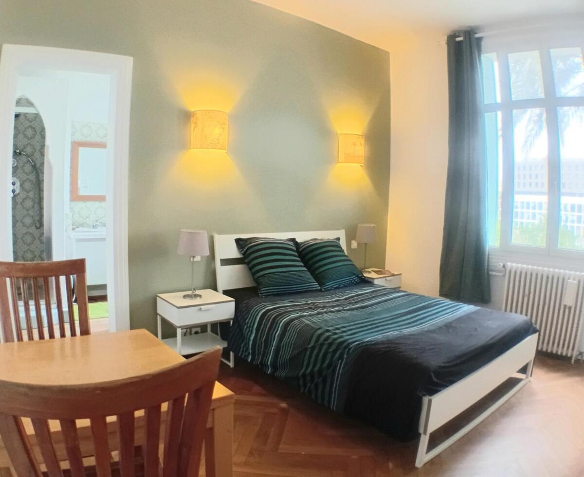 Grande Cosy Avec Salle De Bain Et Wc Privatif Apartment